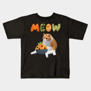 Funny Cat eating spaghetti Kids T-Shirt